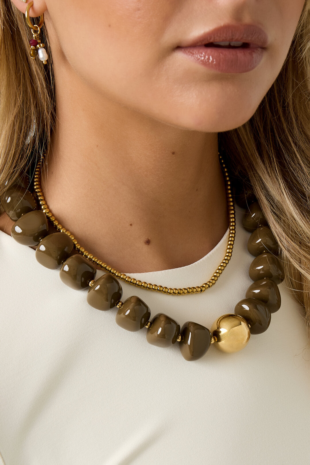 Collares