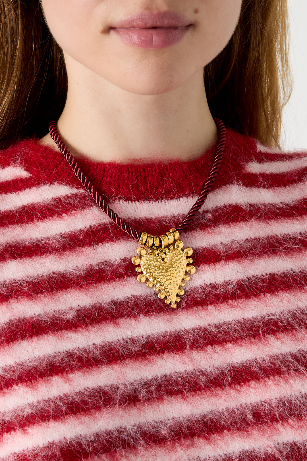 Collares trenzados de acero inoxidable con forma de corazón, sencillos, de la serie Daily Simple para mujer.