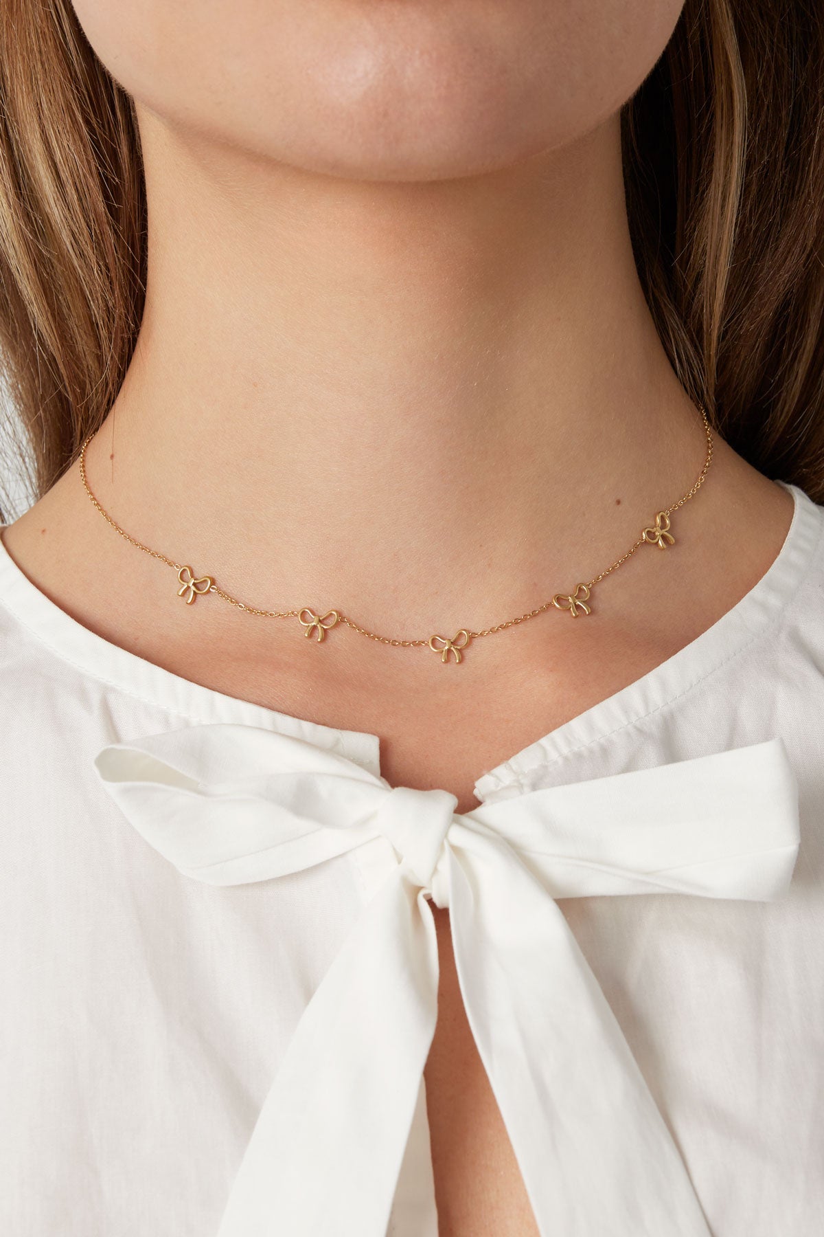 collar charming bows