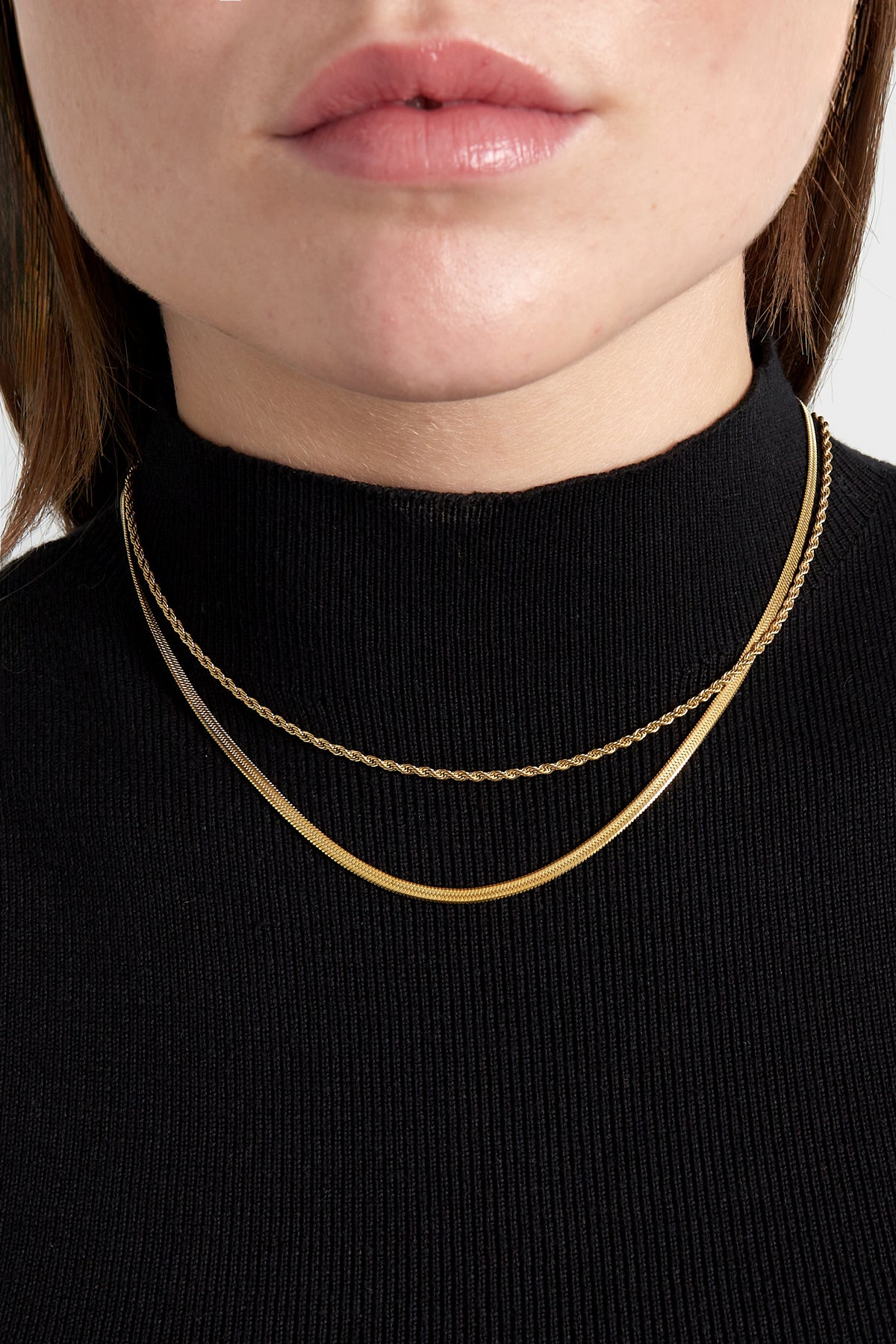 collar doble plano y cadena