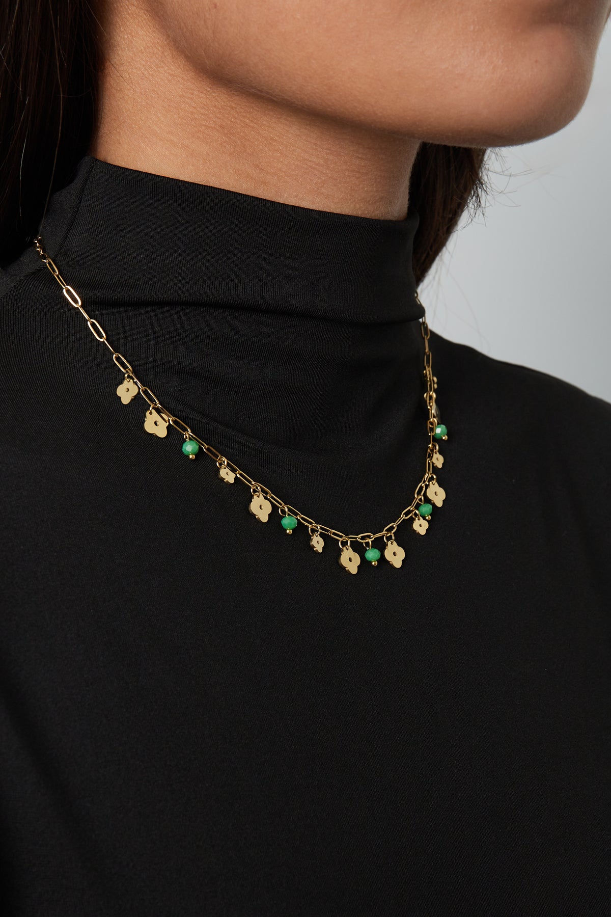 Collar trébol básico - Color oro verde