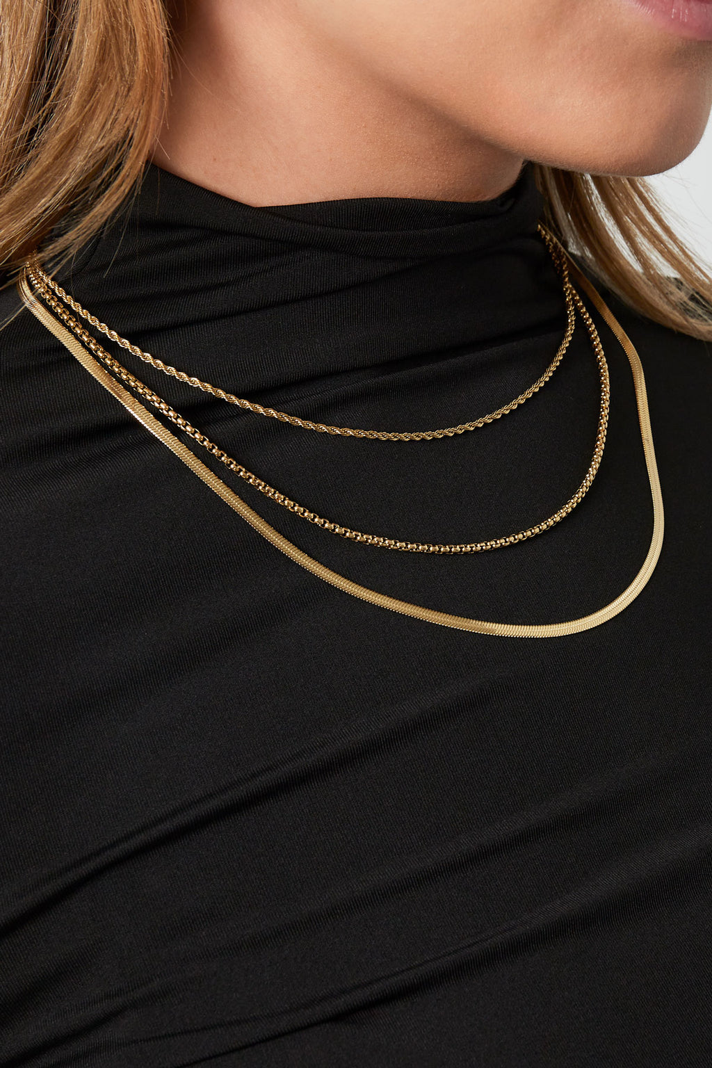 Elegant Multi-Layered Necklace for Everyday Glamour