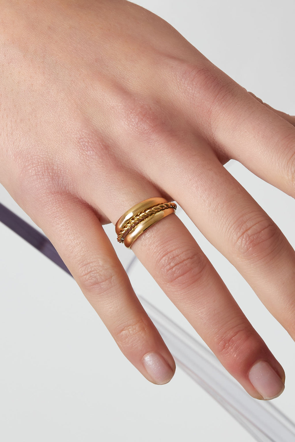 Elegant Statement Ring in Silver & Gold Tones