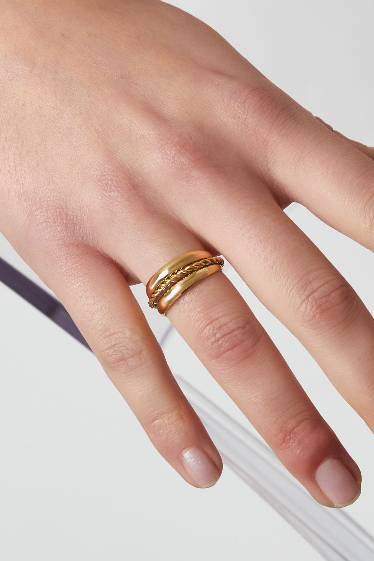 Elegant Statement Ring in Silver & Gold Tones