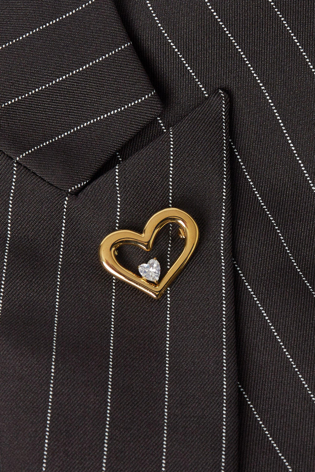 Elegant Silver & Gold Brooches for Timeless Style