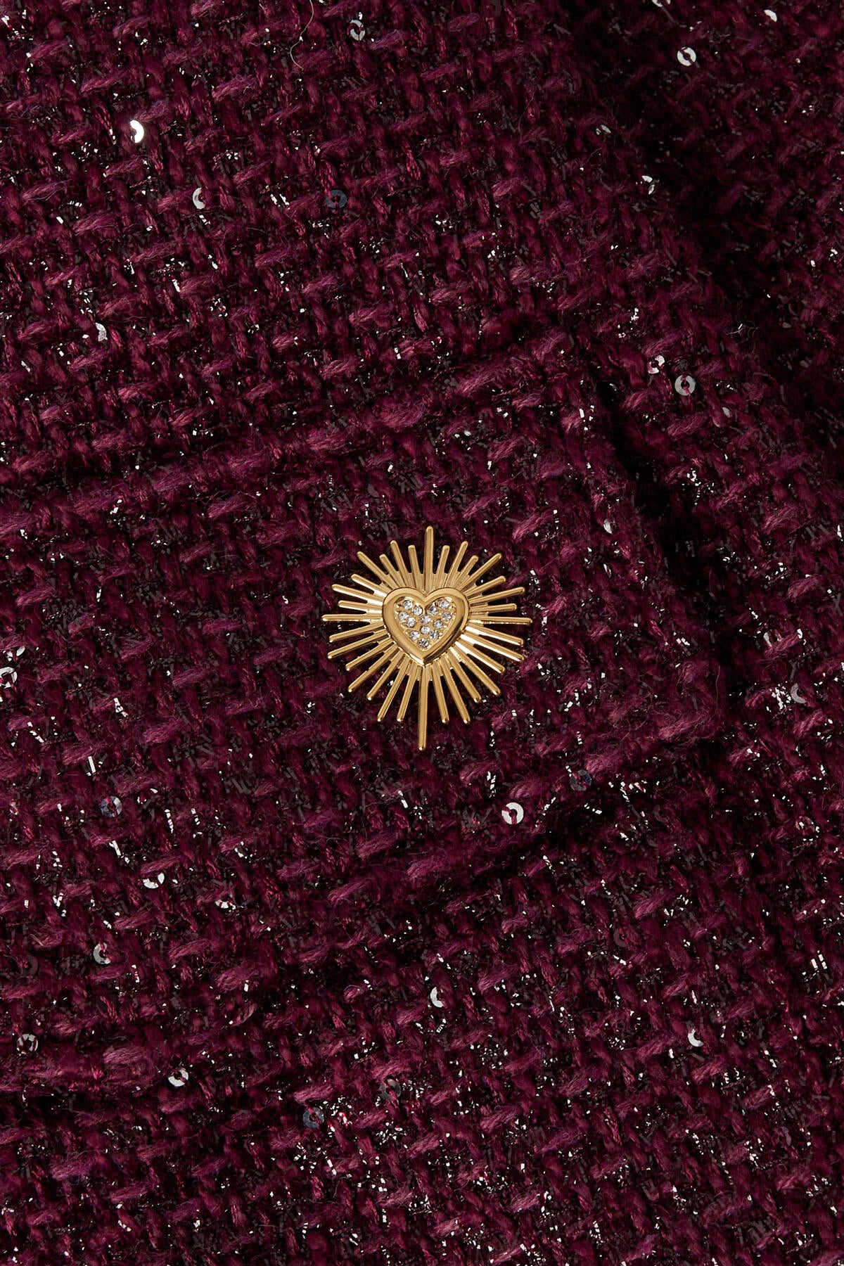 Elegant Silver & Gold Brooches for Timeless Style