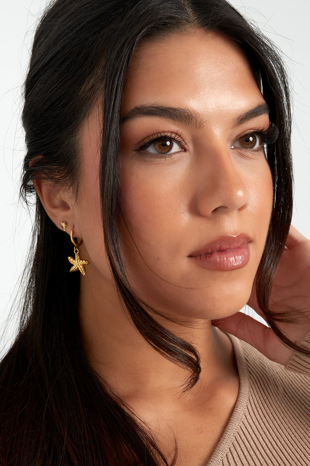 Elegant Drop Earrings in Silver & Gold for Any Occasion