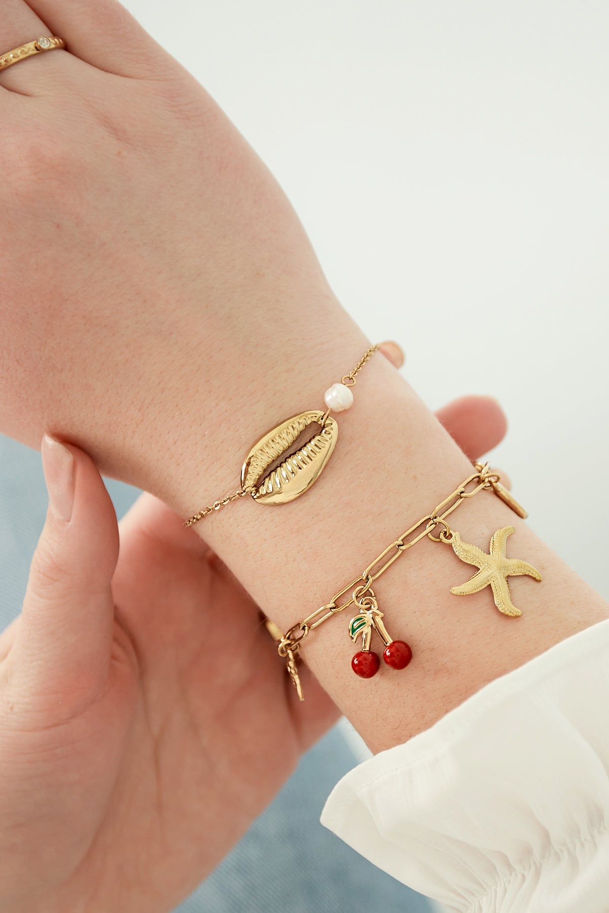 Elegant Stainless Steel Charm Bracelets in Silver & Gold