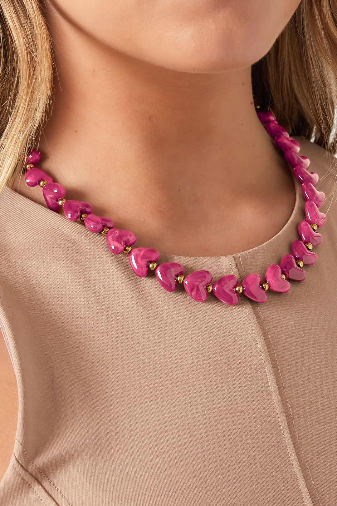 Collar cuentas corazones