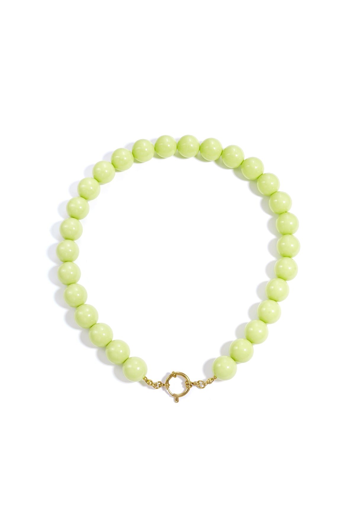 Collar con cuentas grandes y cierre frontal