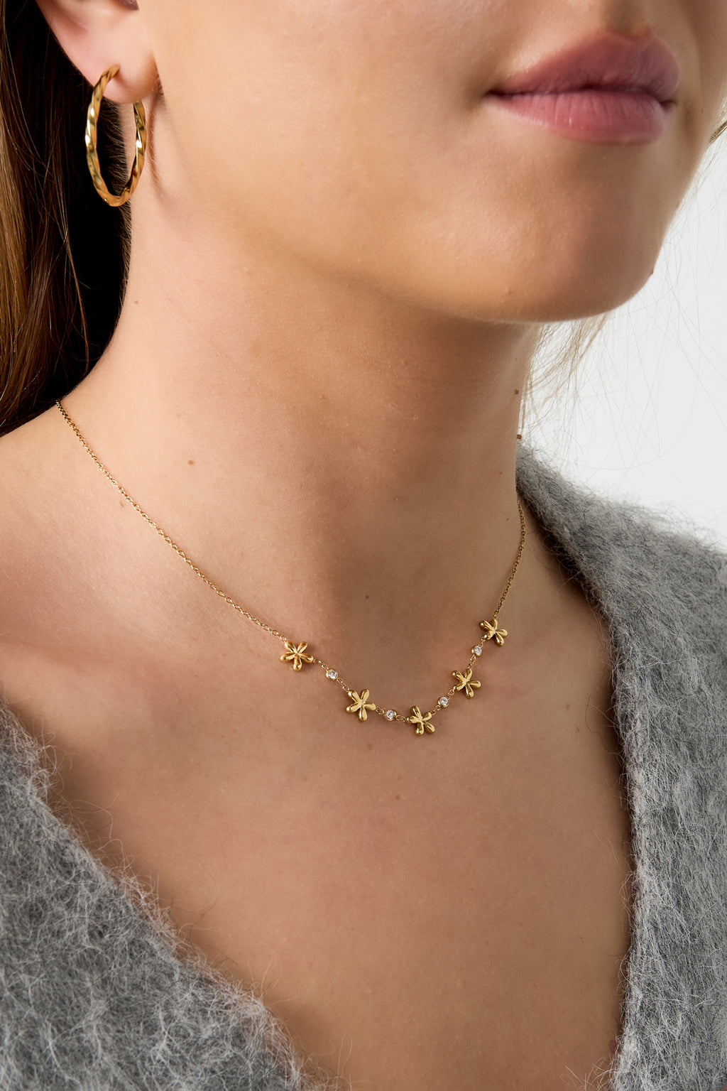 Collares con colgante de acero inoxidable chapado en oro de 14 quilates, modelo Flower Simple Daily Simple Series, joyería para mujer.