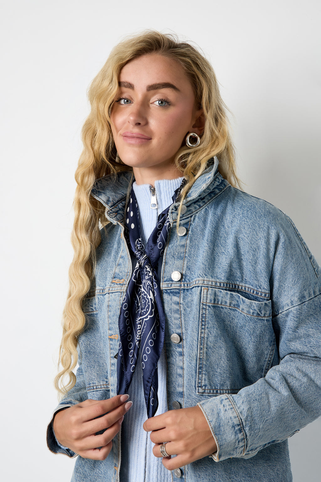 Bufandas de invierno con lunares, estilo retro, imitación de seda, accesorios para el día a día.