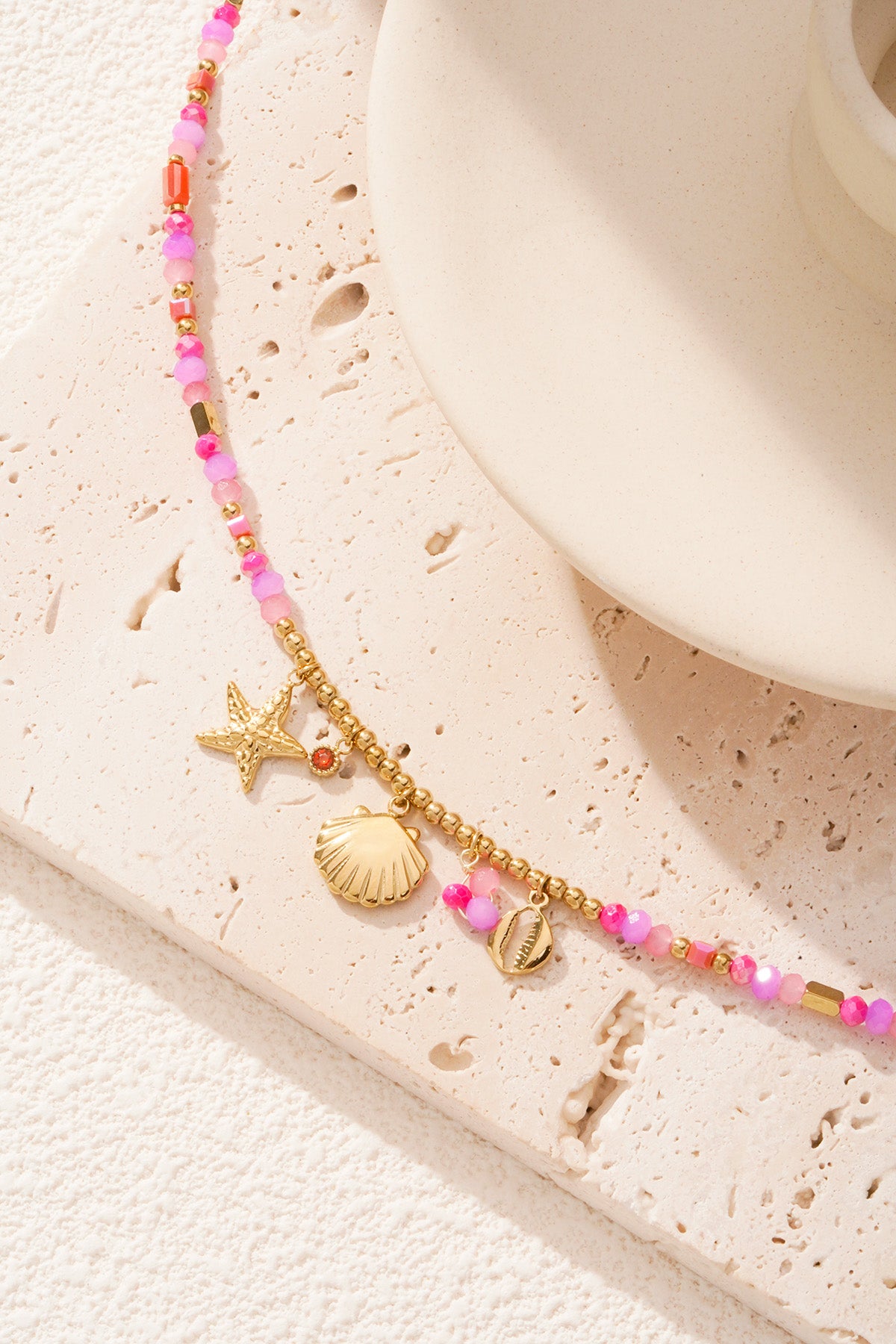 Fuchsia Beaded Necklace: Simple, Elegant, and Versatile