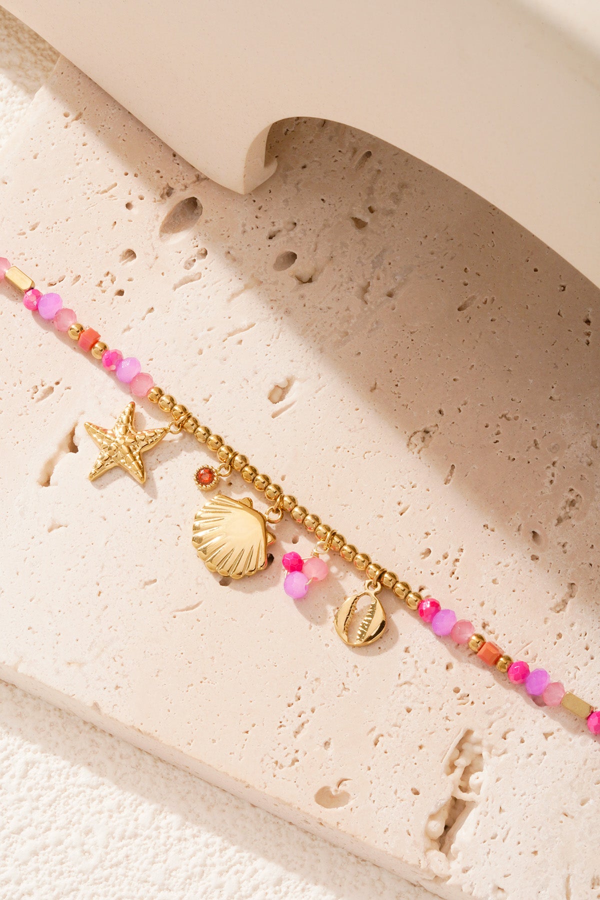 Fuchsia Beaded Necklace: Simple, Elegant, and Versatile
