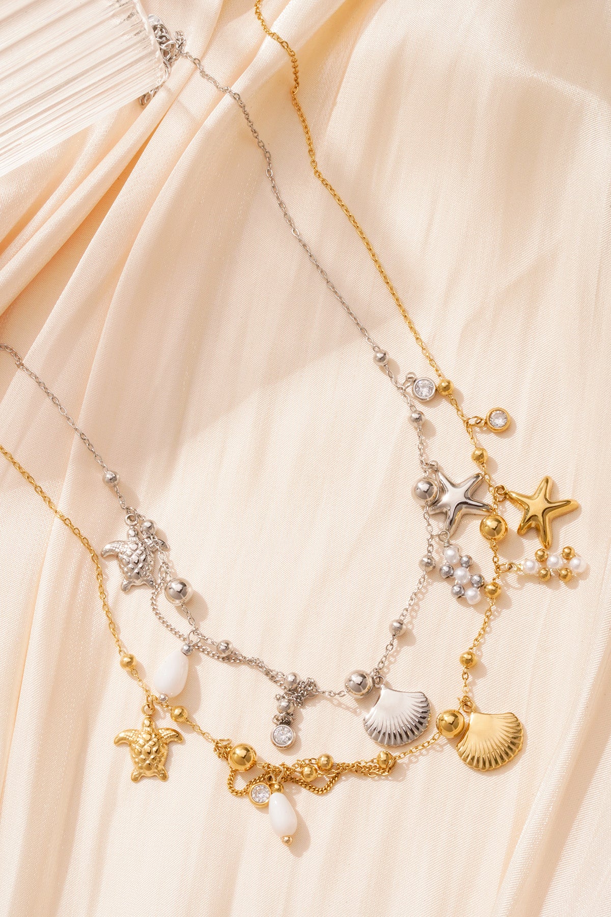 Elegant Oceanic Style Necklace for Women - Silver & Gold