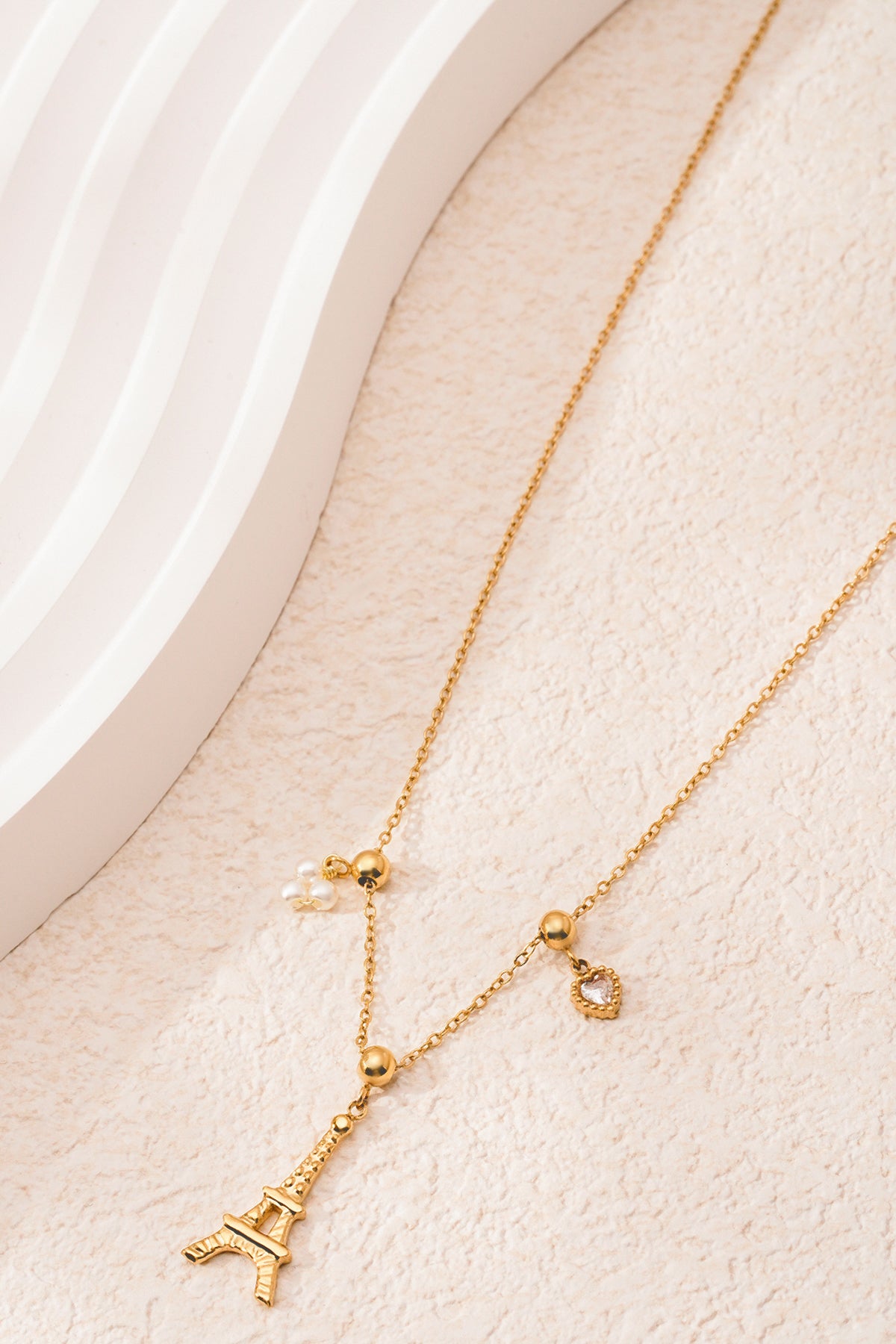 collar de la Torre Eiffel