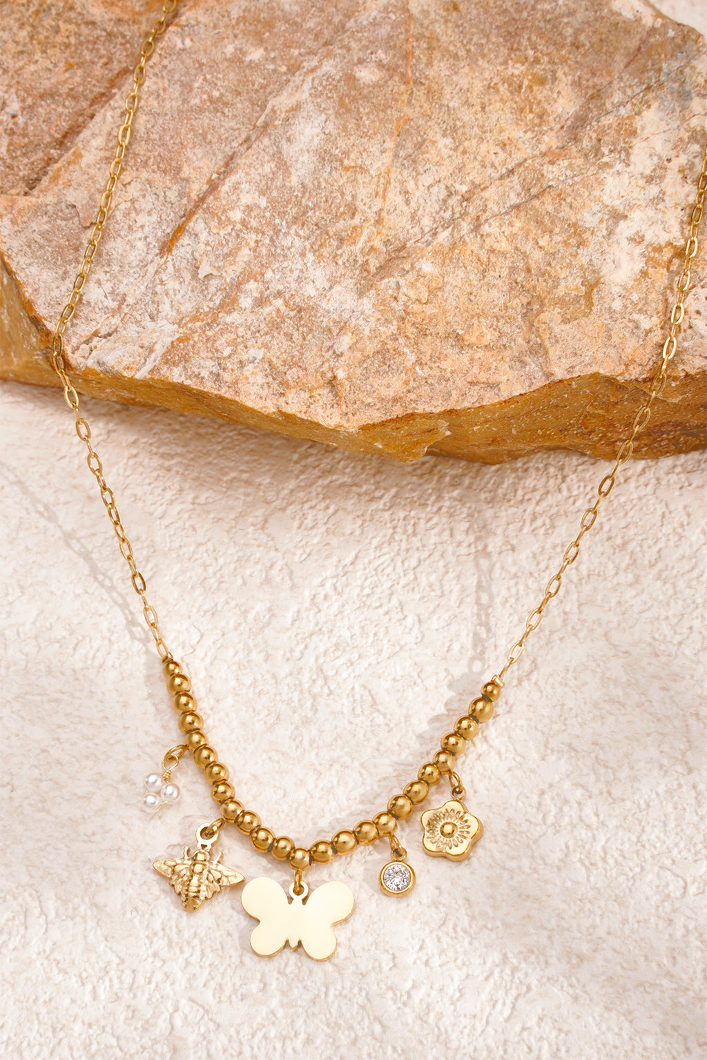 Elegant Animal Pendant Necklace for Spring/Summer