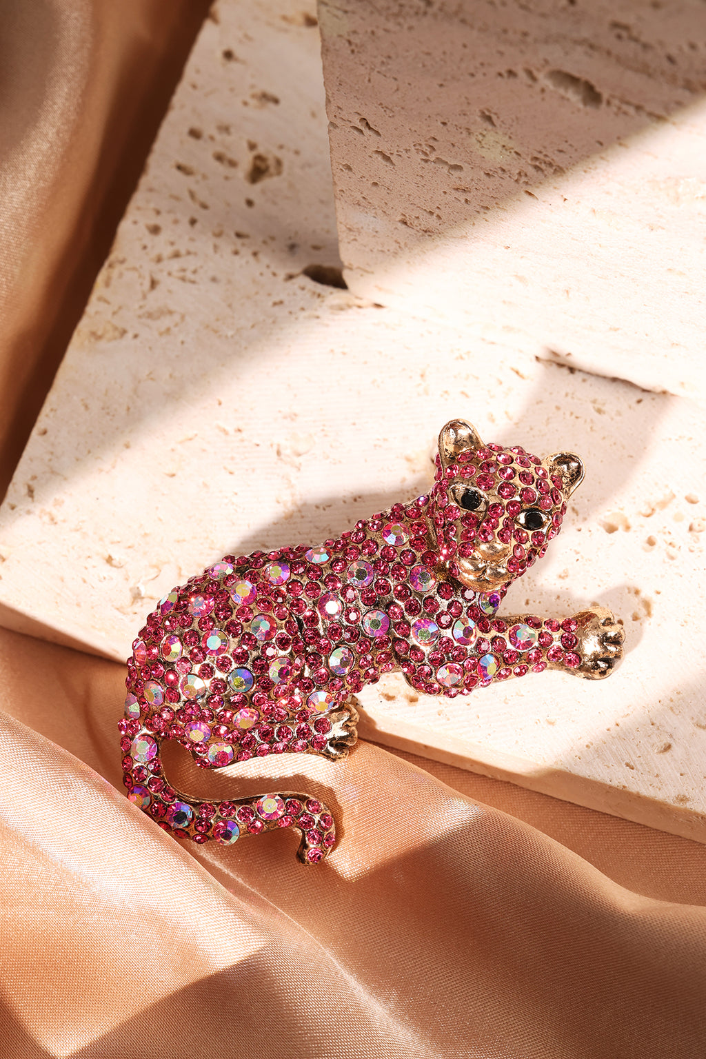 Elegant Fuchsia Brooch - Alloy Charm for All Occasions
