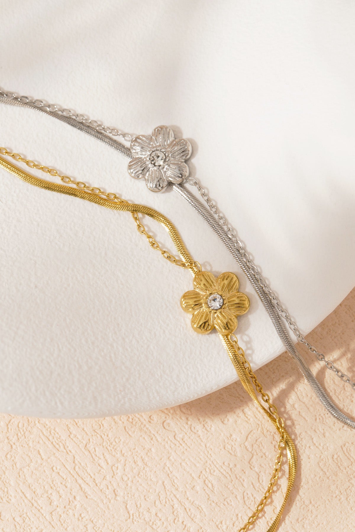 pulsera de amor con flores
