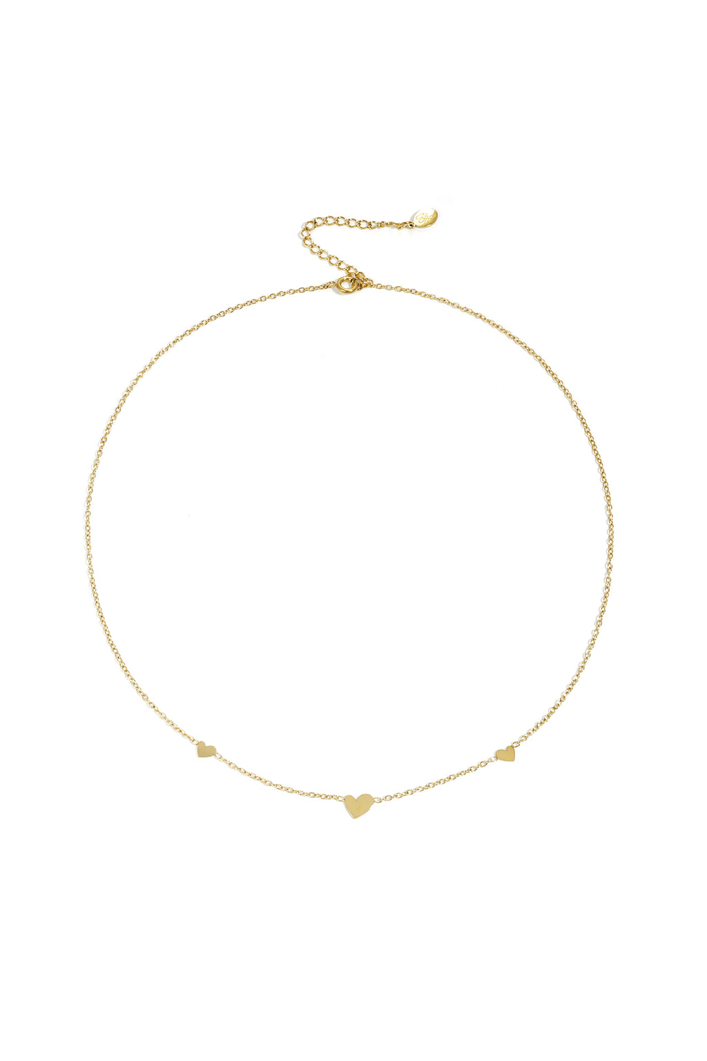 collar clásico con corazones