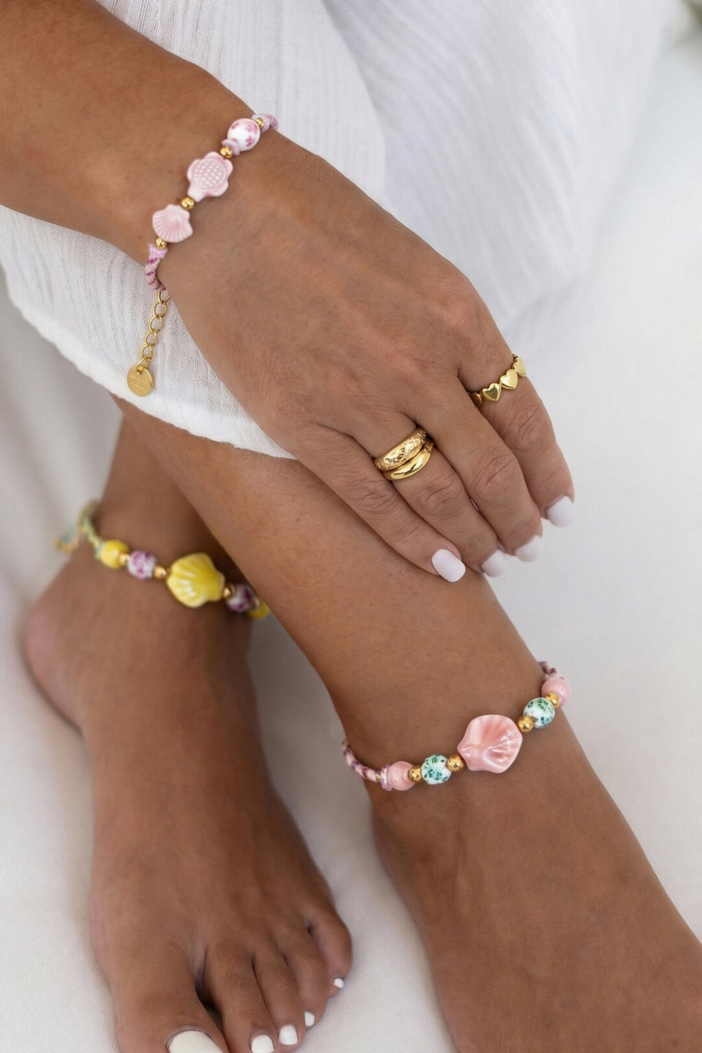 Charming Yellow & Pink Shell Anklet for Summer