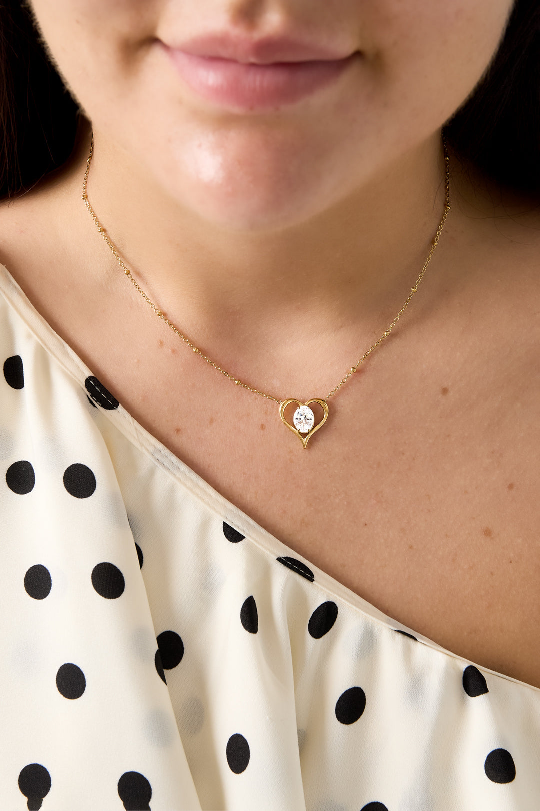 Collares con colgante de acero inoxidable con forma de corazón, de la serie Daily Simple para mujer.