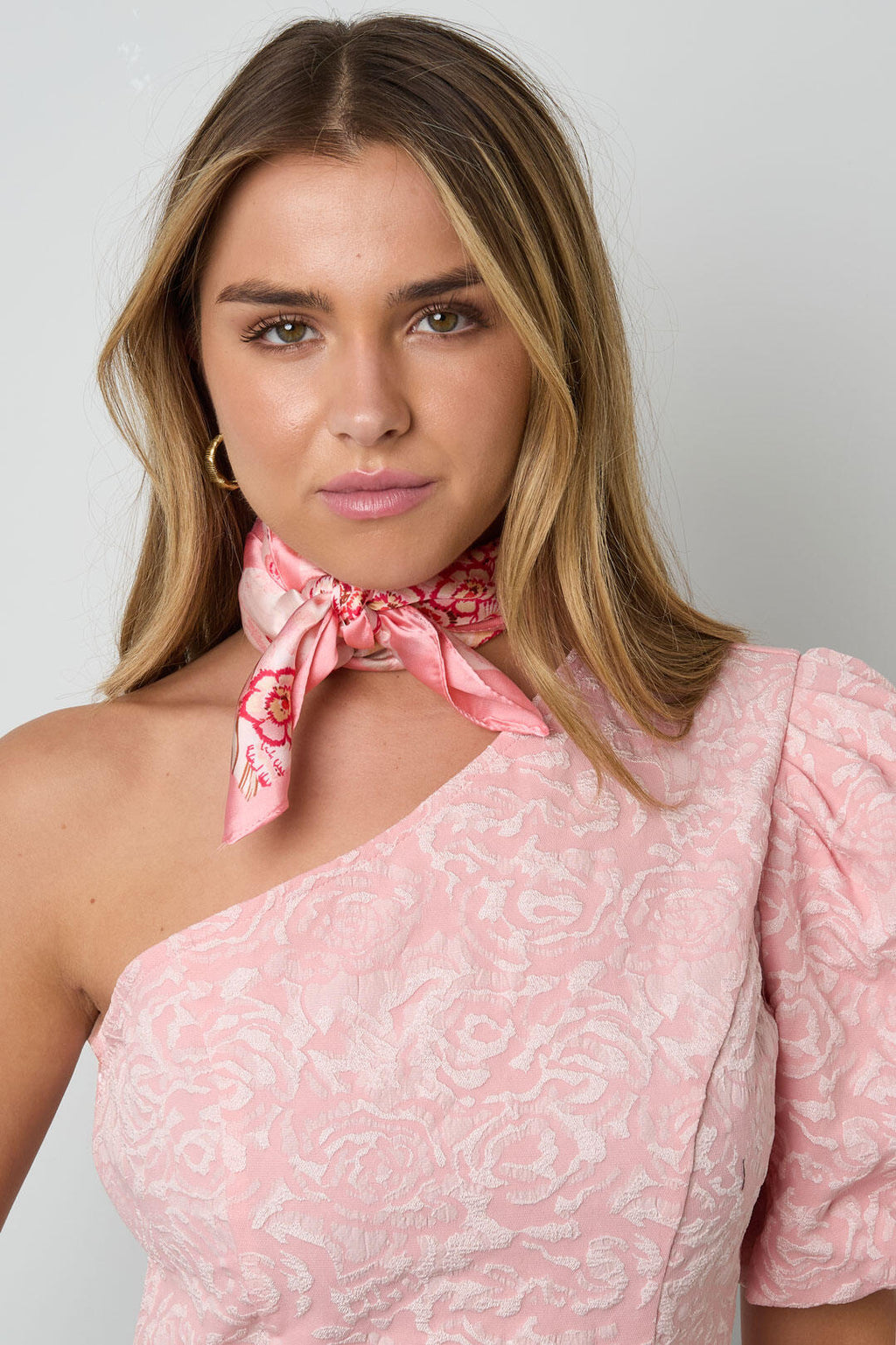 Elegant Pink Floral Summer Scarf for Women