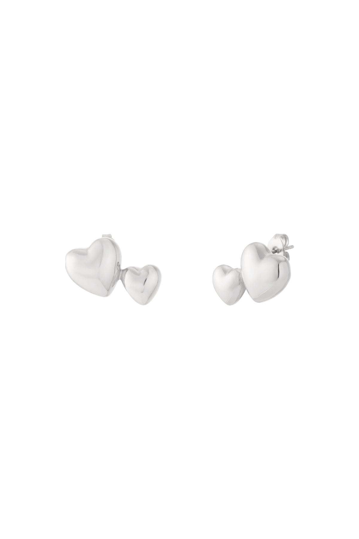 Charming Heart-Shaped Stud Earrings for Everyday Wear