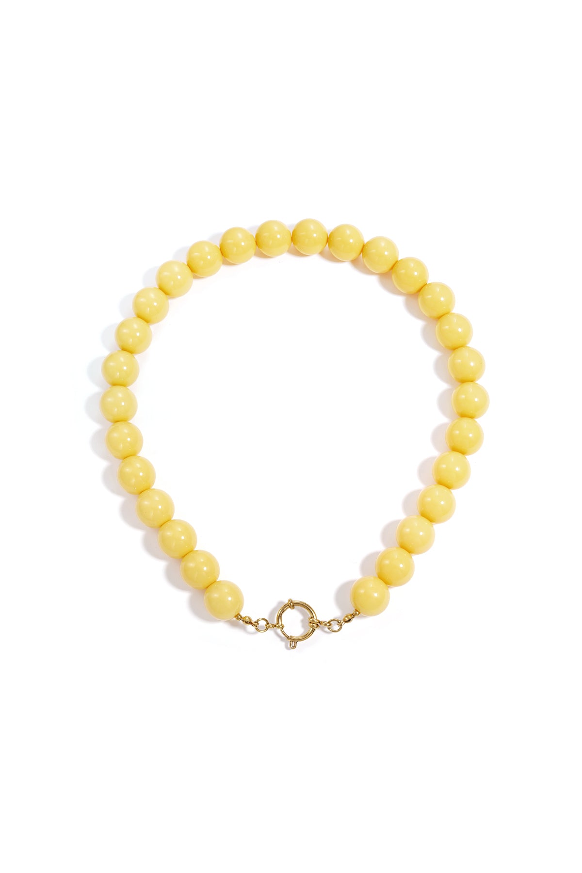 Collar con cuentas grandes y cierre frontal