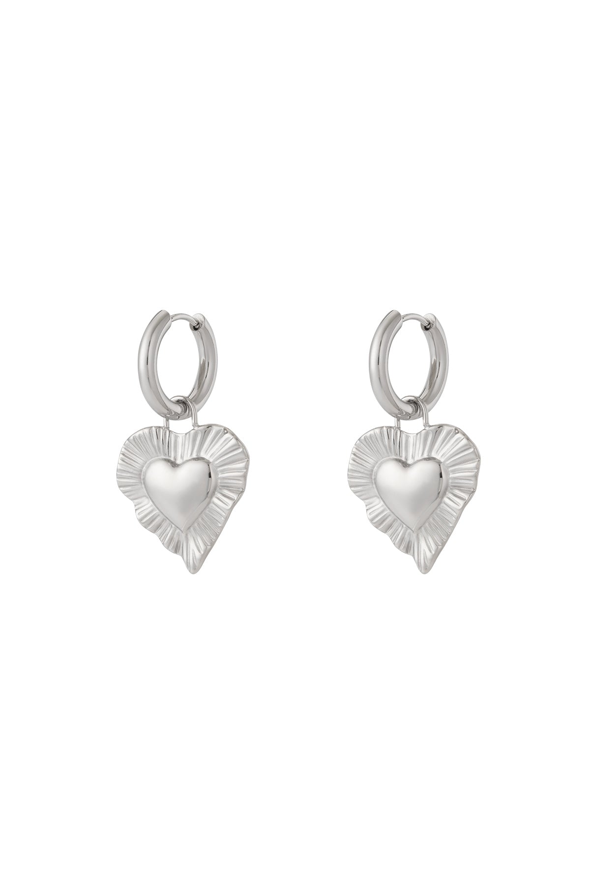 Pendientes de corazón radiante