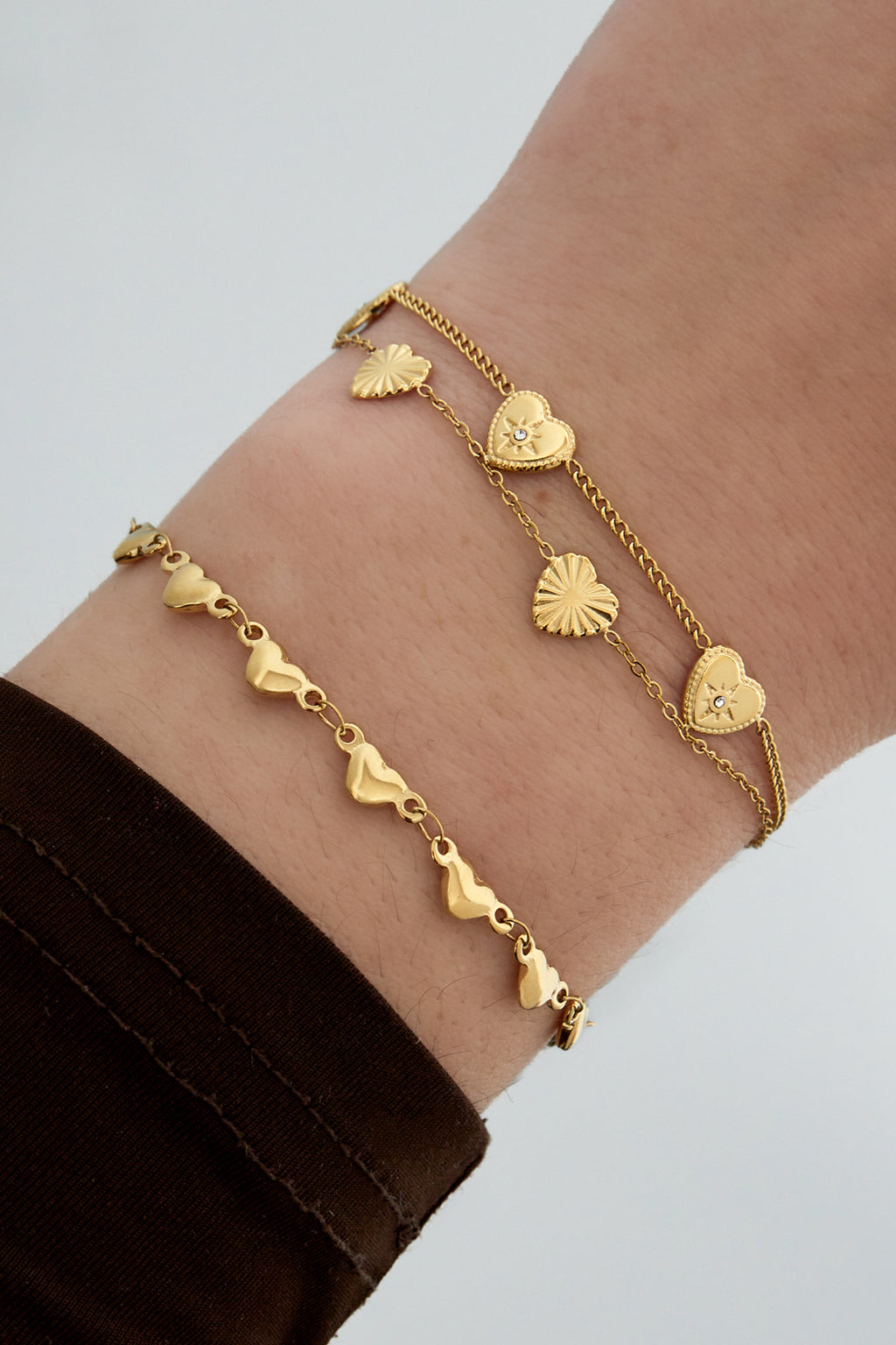 Pulsera de múltiples corazones