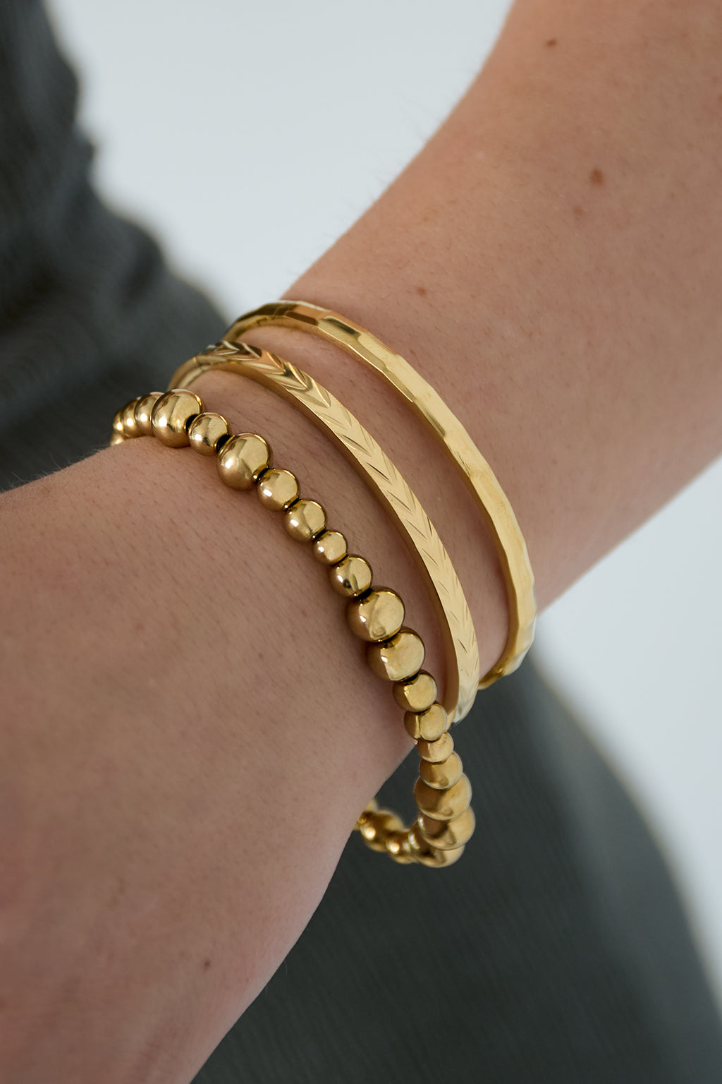 Elegant Irregular Shaped Bangle for Everyday Wear