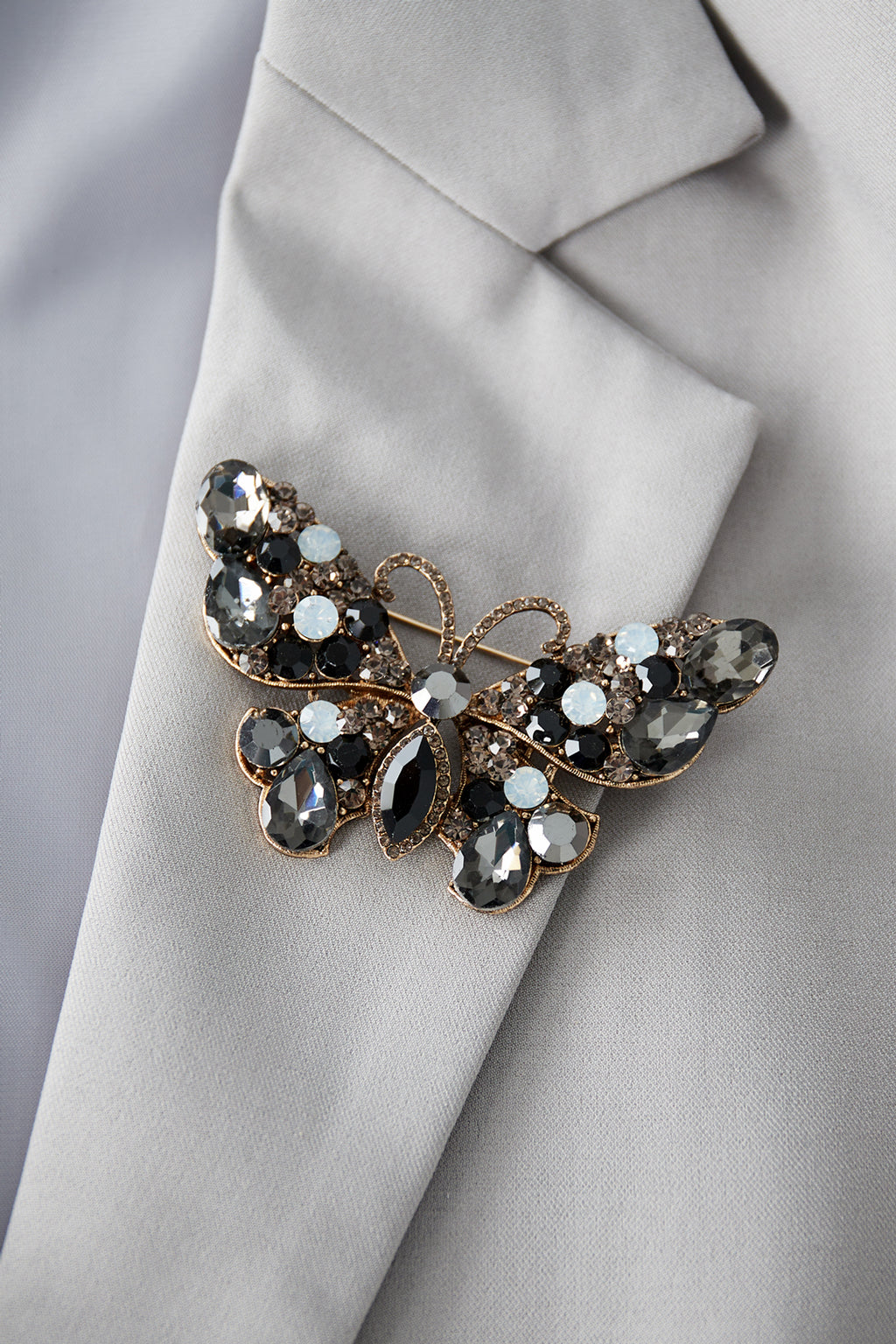 Elegant Multicolor Alloy Brooch for Every Occasion