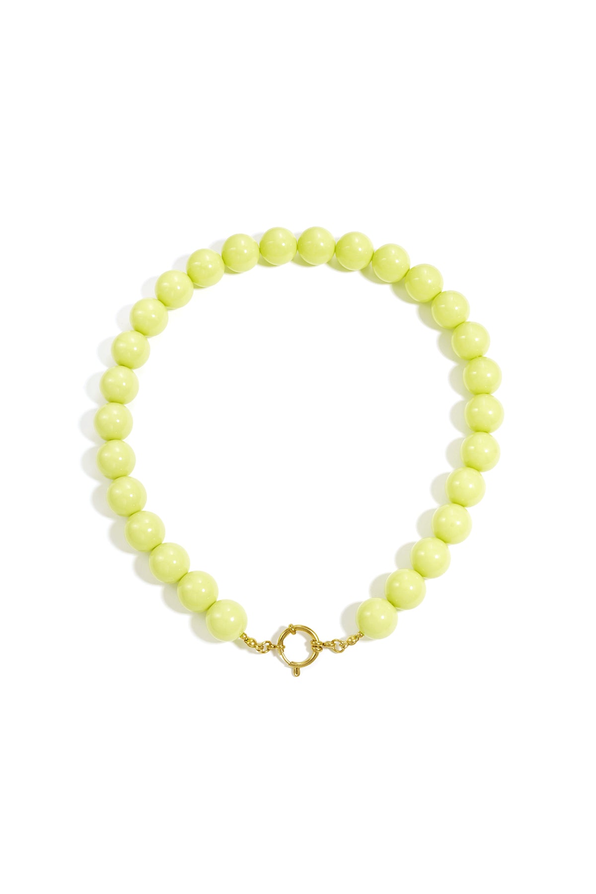 Collar con cuentas grandes y cierre frontal