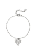 Elegant Heart Charm Bracelet for Daily Wear