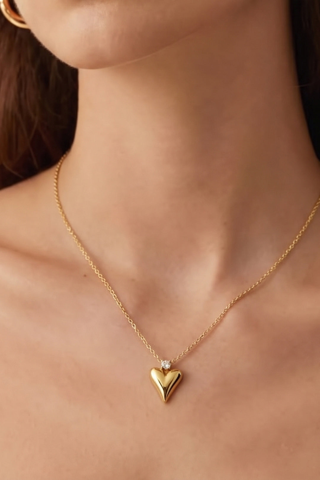 Collares con colgante de acero inoxidable con forma de corazón, de la serie Daily Simple para mujer.