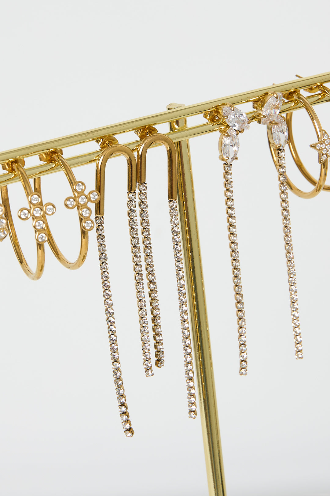 Pendientes colgantes de acero inoxidable con cadena, estilo sencillo para reuniones o fiestas. Colección Simple para mujer.