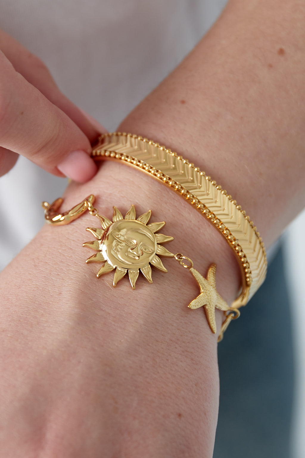 Elegant 14K Gold Plated Charm Bracelet for Women
