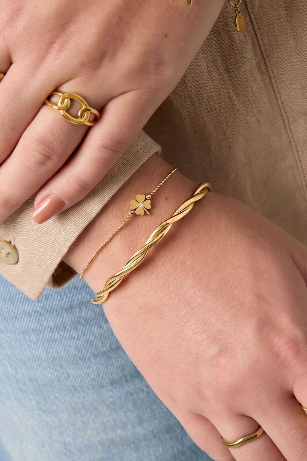 Pulseras con dijes de acero inoxidable chapadas en oro de 14 quilates, serie Clover Simple Daily Simple, joyería para mujer