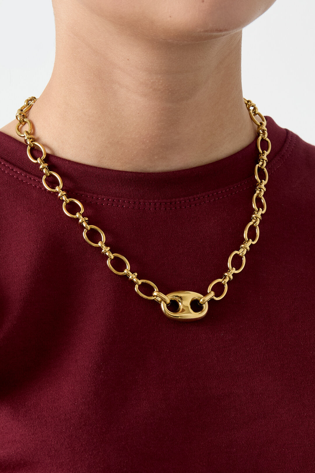 Elegant Gold-Toned Stainless Steel Pendant Necklace