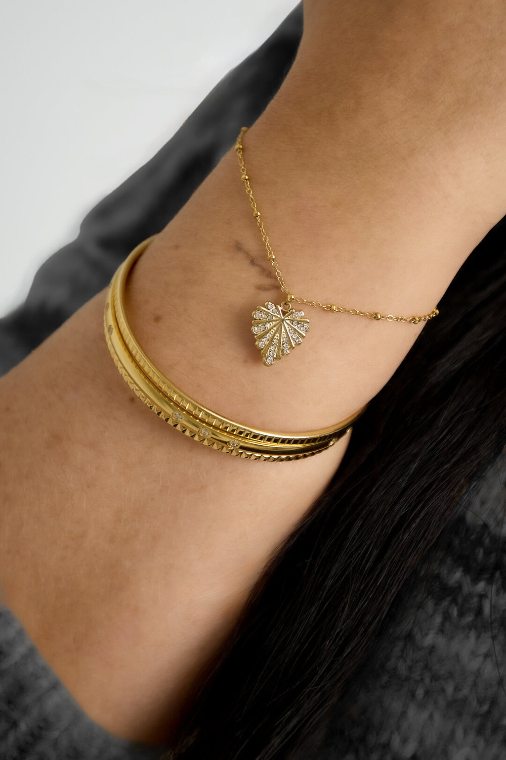 Elegant Heart Charm Bracelet for Daily Wear