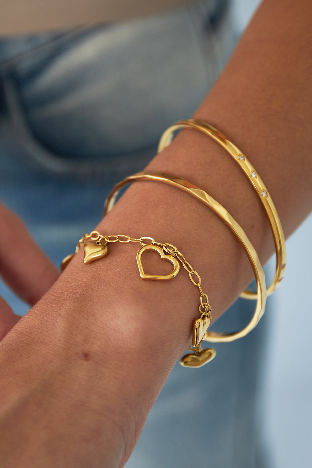 Elegant Irregular Shaped Bangle for Daily Wear